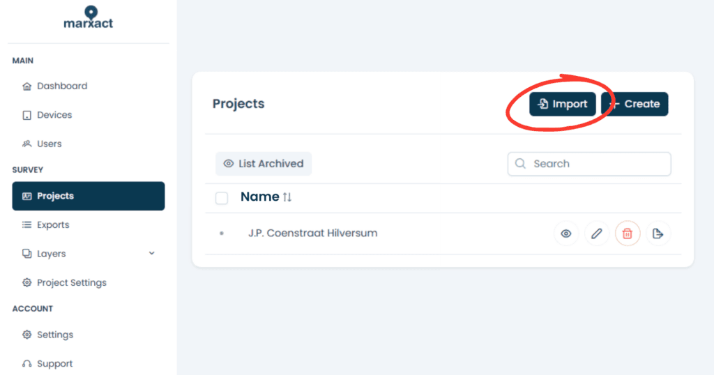 La lista de proyectos en UNI-Cloud con el botón Import resaltado